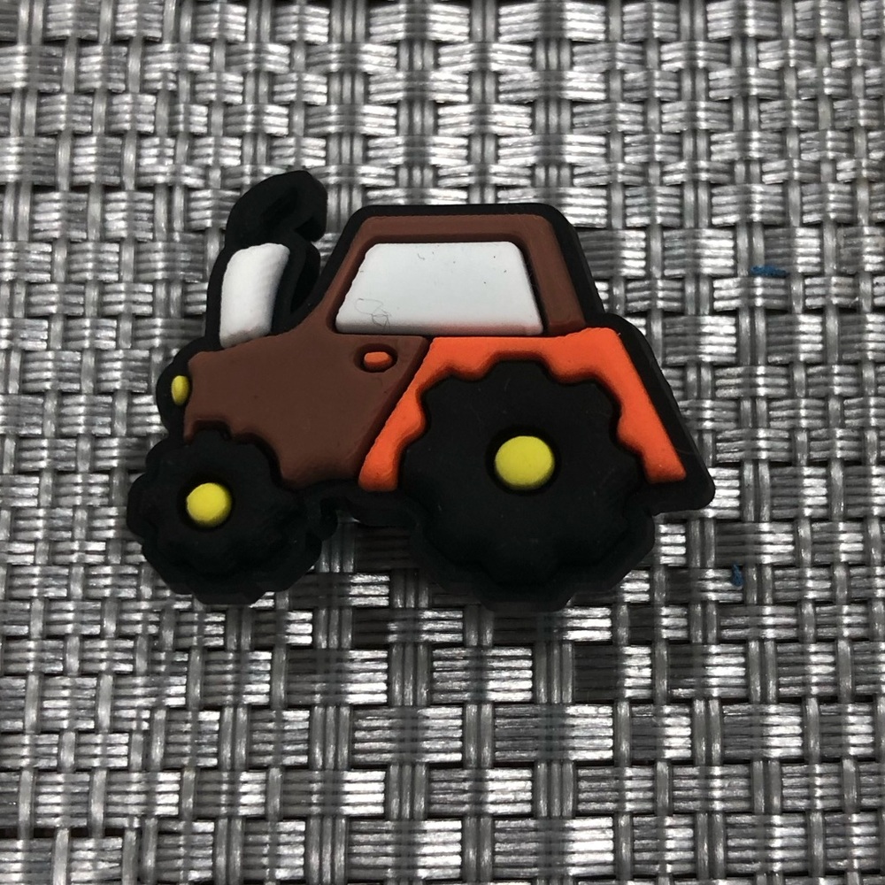 10/$13 Tractor Shoes Charm/Jibbitz